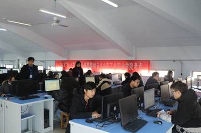 學院成功舉辦“1+X”Web前端開發職業技能等級證書試點考試